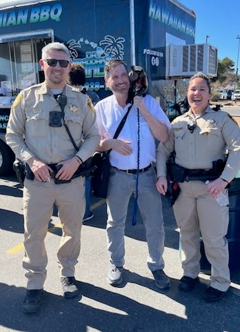 Allen and Sara with two Las Vegas Metro police officers